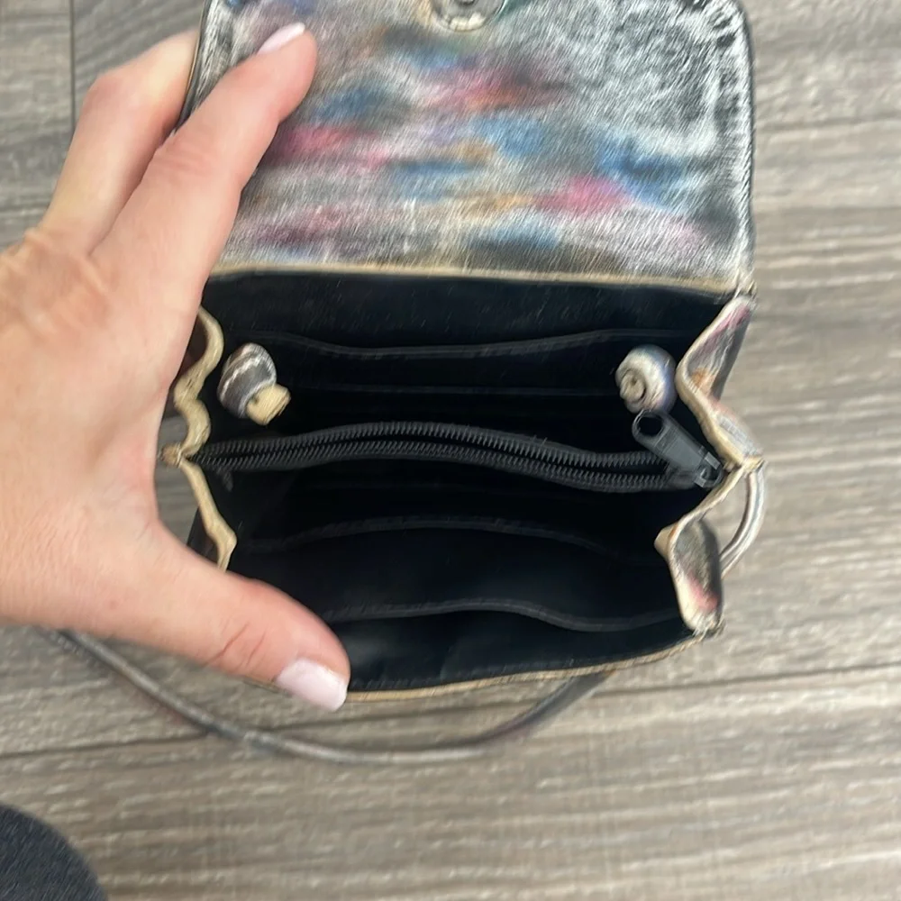 BOTARY hand painted genuine leather crossbody with outside “kiss” coin purse